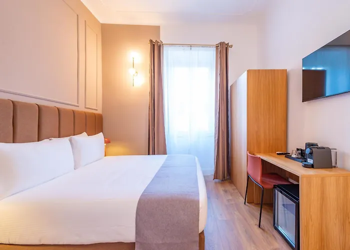 Crescenzio 74 Boutique By Ghor 4*