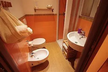 Konukevi Crescenzio 74 Boutique By Ghor 4*